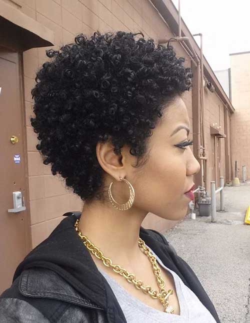 Short Natural Haircuts for Black Women-15