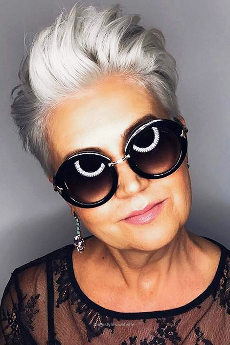 2018 Hairtyles for Women, Women Sunglasses Sexy Over