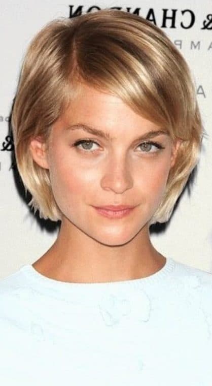 Very Short Layered Hairstyles With Bangs