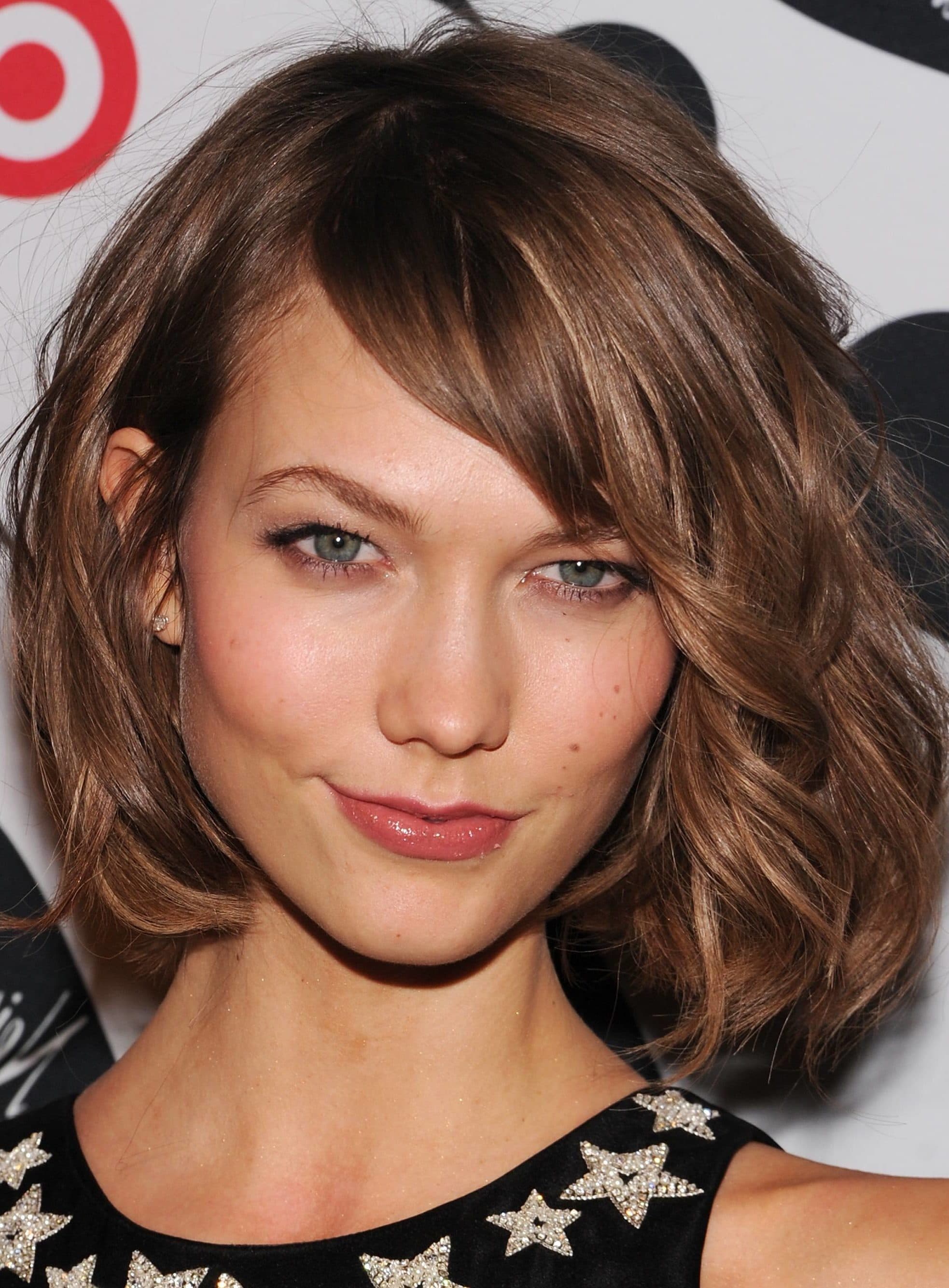 38 Short Layered Bob Haircuts with Side Swept Bangs That ...