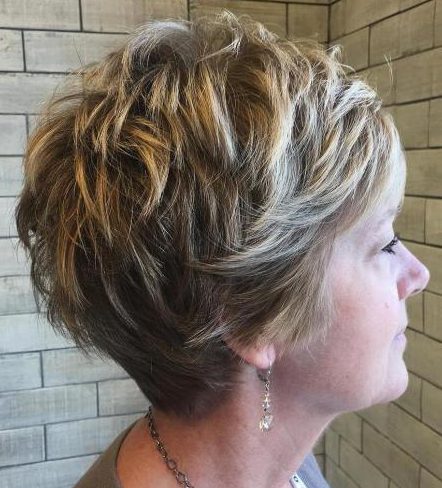Classy short hairstyles for women over 50
