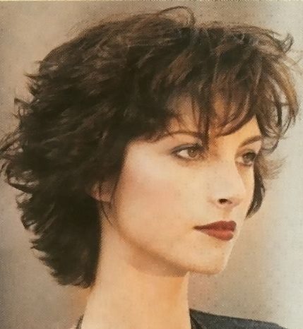 Easy Short Curly Hairstyles for Over 50