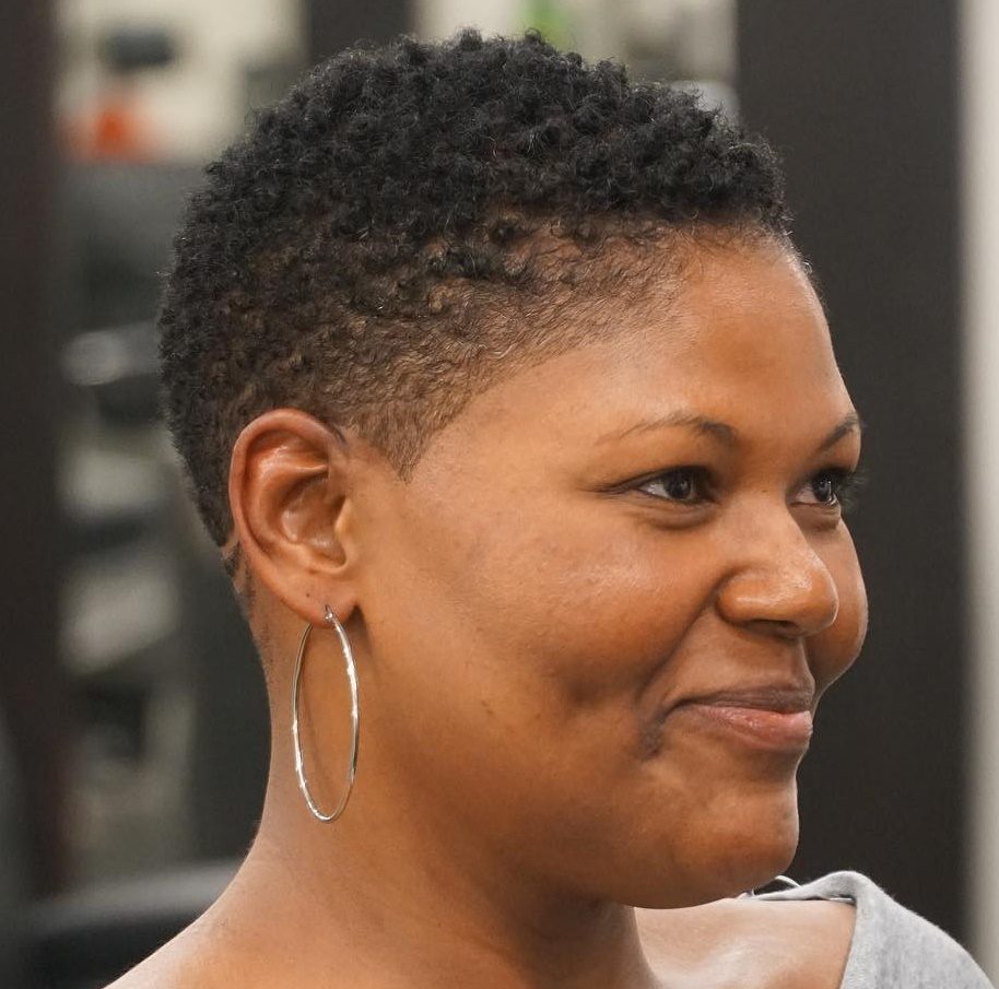 Low maintenance short natural haircuts for black females