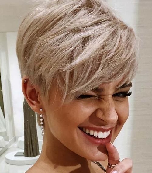 The Top 20 Beautiful Pixie Haircuts for 2021 - Short Hair ...