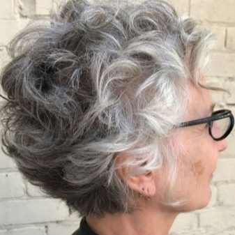 best-haircut-for-older-thinning-hair-over-50