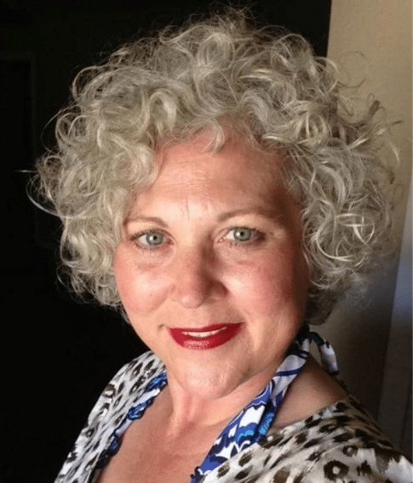 youthful-hairstyles-over-60